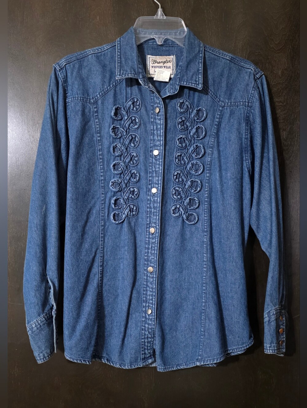80's Vintage Wrangler Women's Button-down Blue Denim Western Shirt Size L